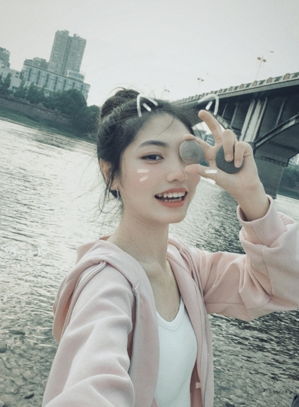 昭十晰的第二张照片--乐山交友中心